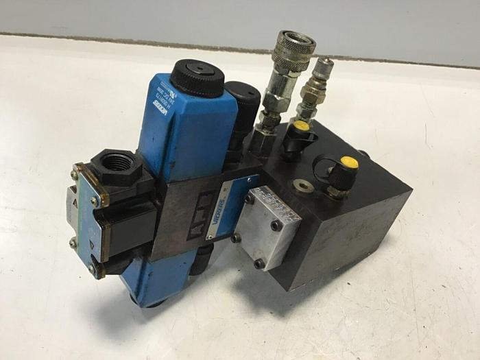 Used VICKERS Valve with Corepull Manifold DG4V-3S-2C-M-F-TWL-H5-60 #133067