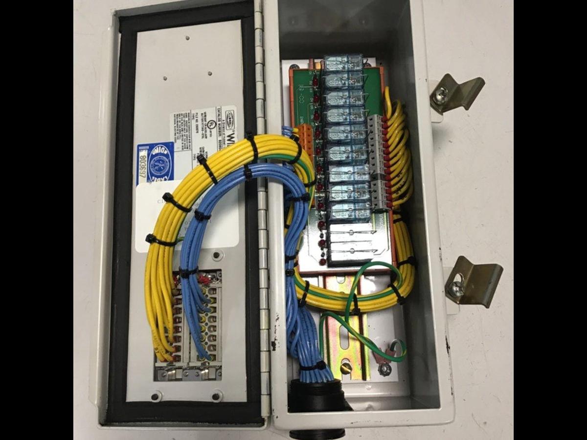 Used CINCINNATI MILACRON Robot Interface 5084077 USED