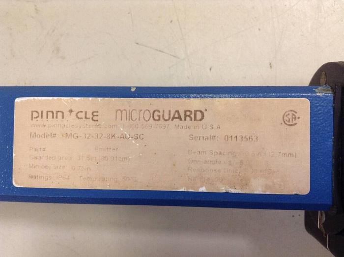 Used PINNACLE SYSTEMS INC Light Curtain Emitter MG-32-32-8K-AU-SC USED