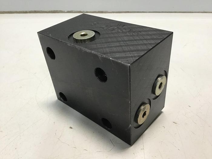 Used VICKERS Valve MA-02307955 Used