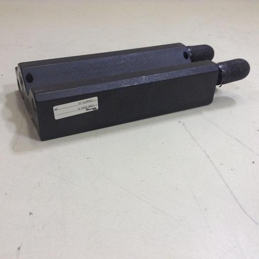 Used VERSA Subplate Assembly C5M-4300-5 #85456