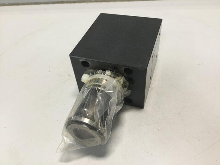 Used HUSKY Valve CCE30C1RH1X06-HU #106062