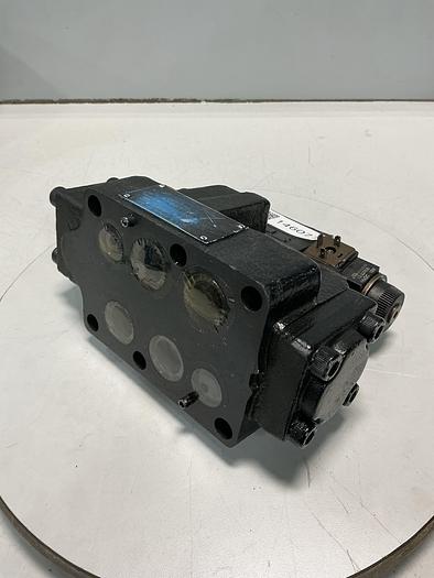 Used VICKERS DG4V-3S-6C-M-U-HL7-60-EN490