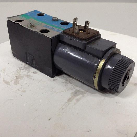 Used VICKERS Valve DG4V3S22AMUHL760EN490 Used