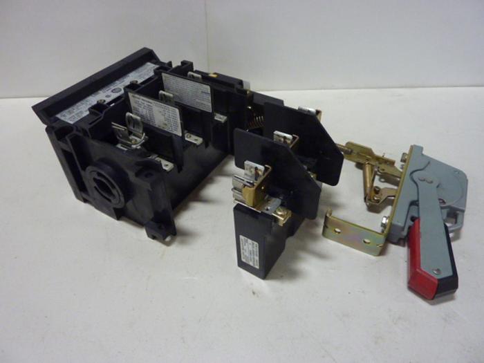 Used ALLEN BRADLEY 30 Amp Disconnect Switch 1494V-DS30 SER A #57397
