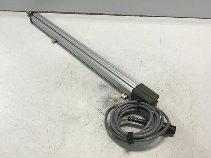 Used TEMPSONICS Transducer LPRLVU0180AJ USED