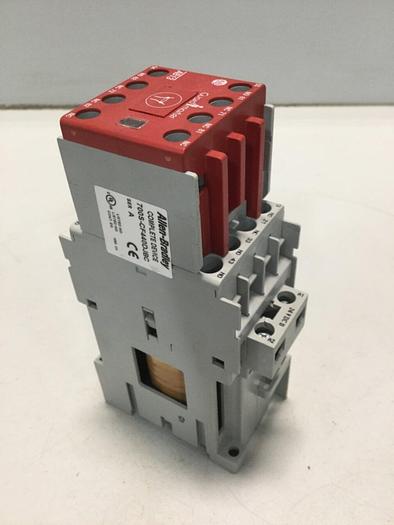 Used ALLEN BRADLEY Control Relay 700S-CF440DJBC #107013