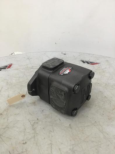 Used VICKERS Pump 35V30A 11D20R Used #143771
