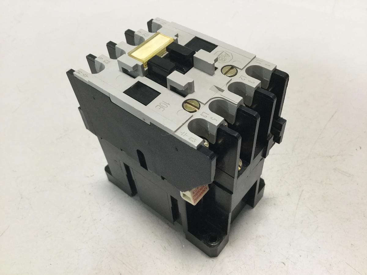 Used ALLEN BRADLEY Contactor 100-A09ND3 SER B Used
