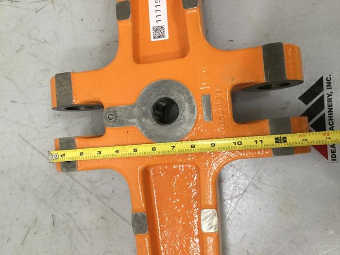 Used CINCINNATI MILACRON Crosshead 5031695 #117156