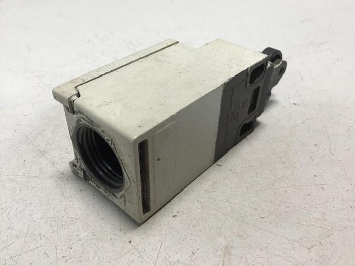 Used SCHMERSAL Limit Switch TR231-20Y #121905