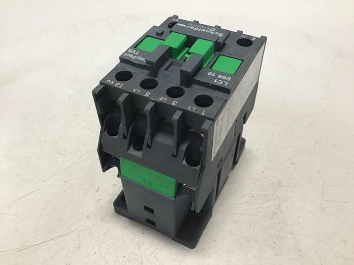 Used SCHNEIDER ELECTRIC Contactor LC1E0610 #117125