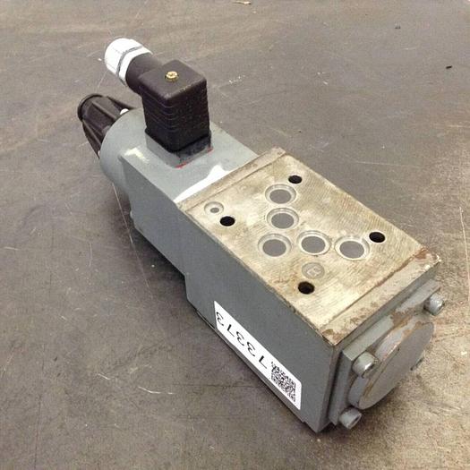 Used MANNESMANN REXROTH Proportional Flow Control Valve 4WRE10EA641224Z4M468 Used