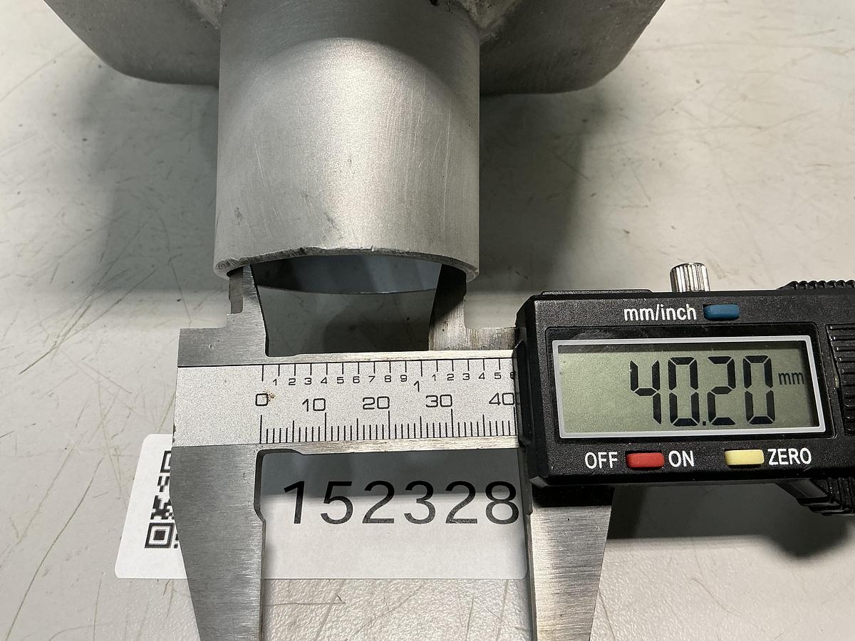 Used METAL FABRICATING NO MODEL NUMBER
