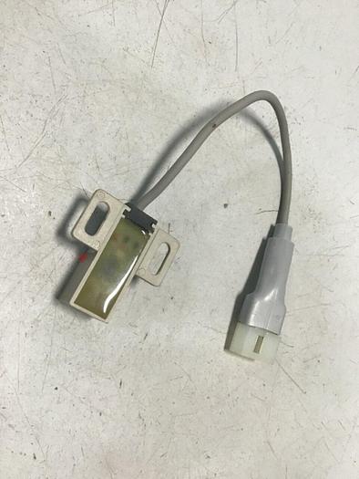 Used FUJI ELECTRIC Proximity Switch PE-B4D3 #128387