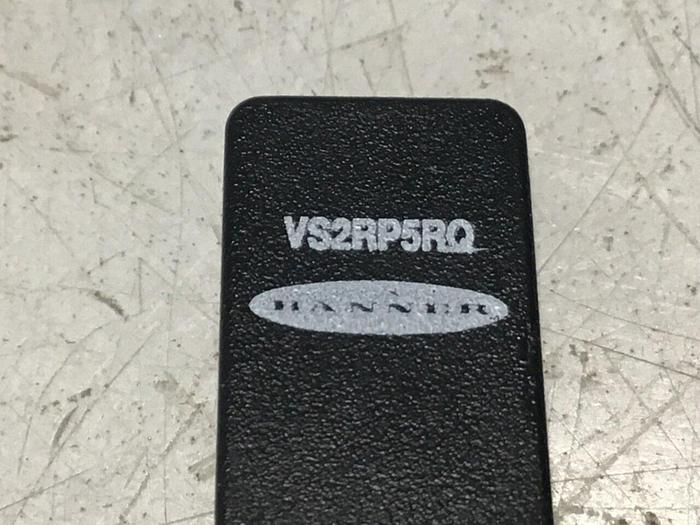 Used BANNER ENGINEERING Fiber Optic Sensor VS25EVQ #124374