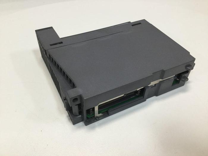 Used MITSUBISHI A/D Converter Module Q68ADV #100720