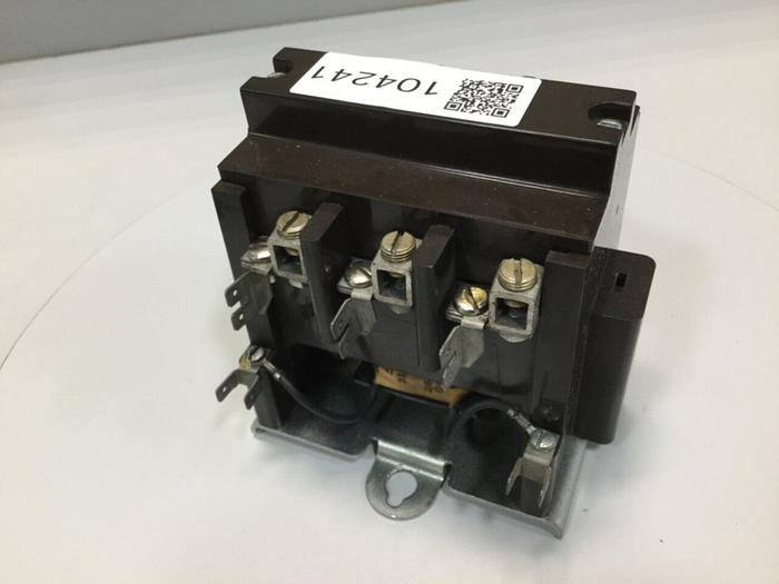 Used CUTLER HAMMER Contactor 9560H1561A #104241