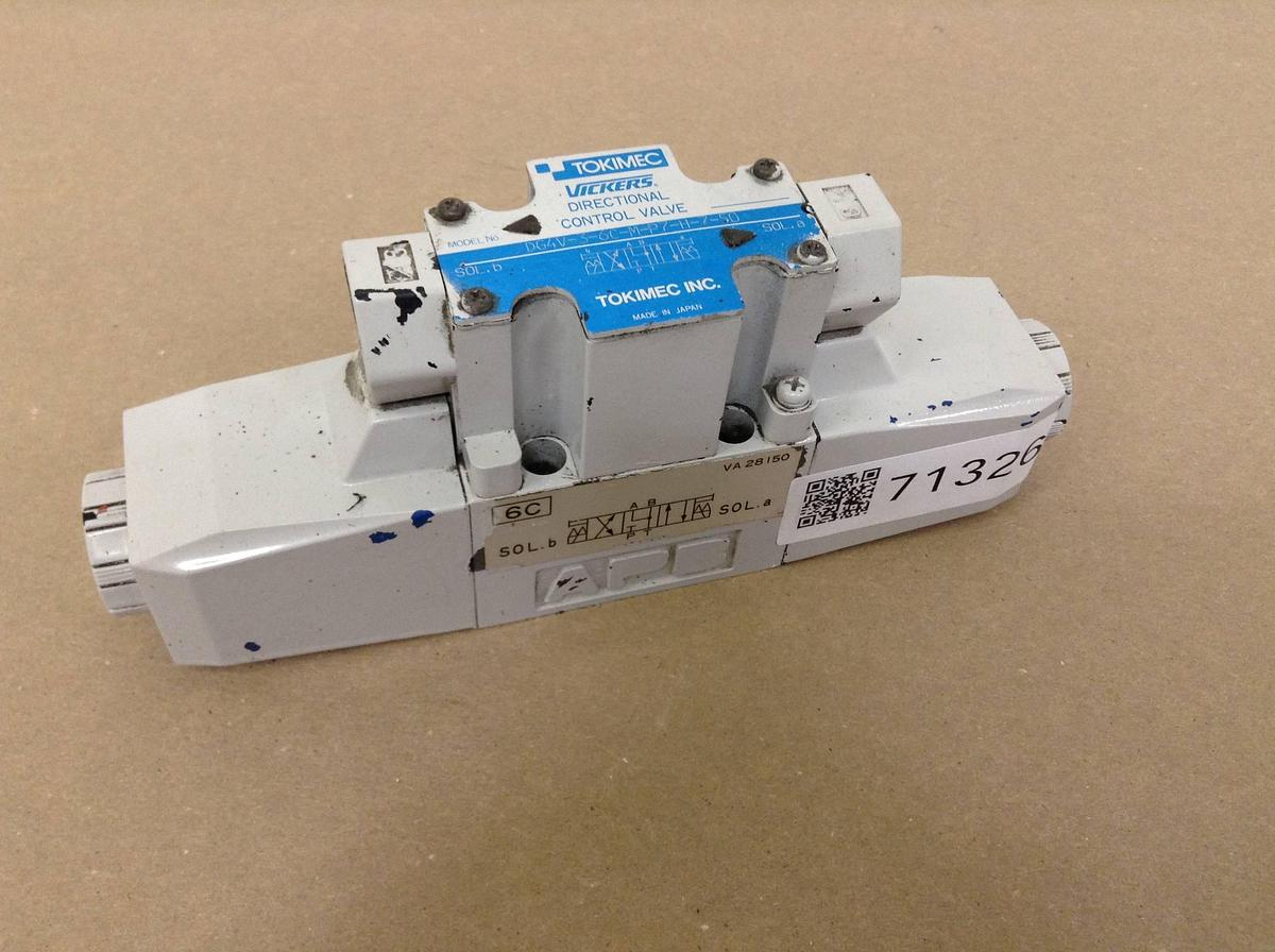 Used VICKERS Directional Control Valve DG4V36CMP7H750 USED