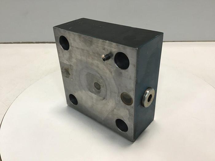 Used VICKERS Directional Valve DG4V-3S-2AL-M-U-HL7-60-EN490 #144709