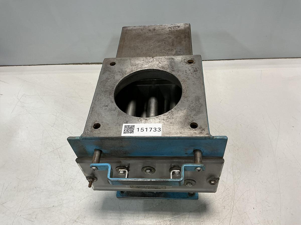 Used METAL FABRICATORS NO MODEL NUMBER