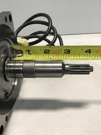 Used YASKAWA Servo Motor SGMP-08AWYR41 #131360