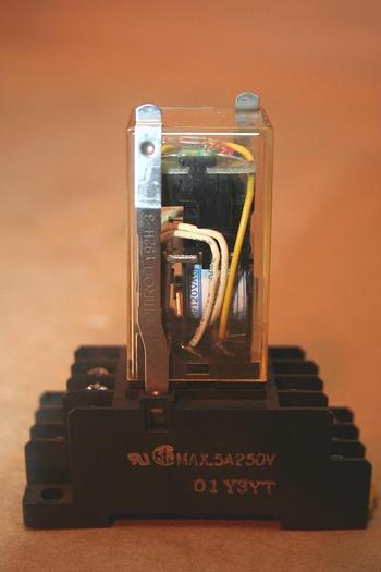 Used OMRON Relay & Base MY4N-CR Used