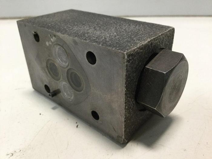 Used VICKERS Pilot Operated Check Valve DGMPC3ABKBAK41 #111313