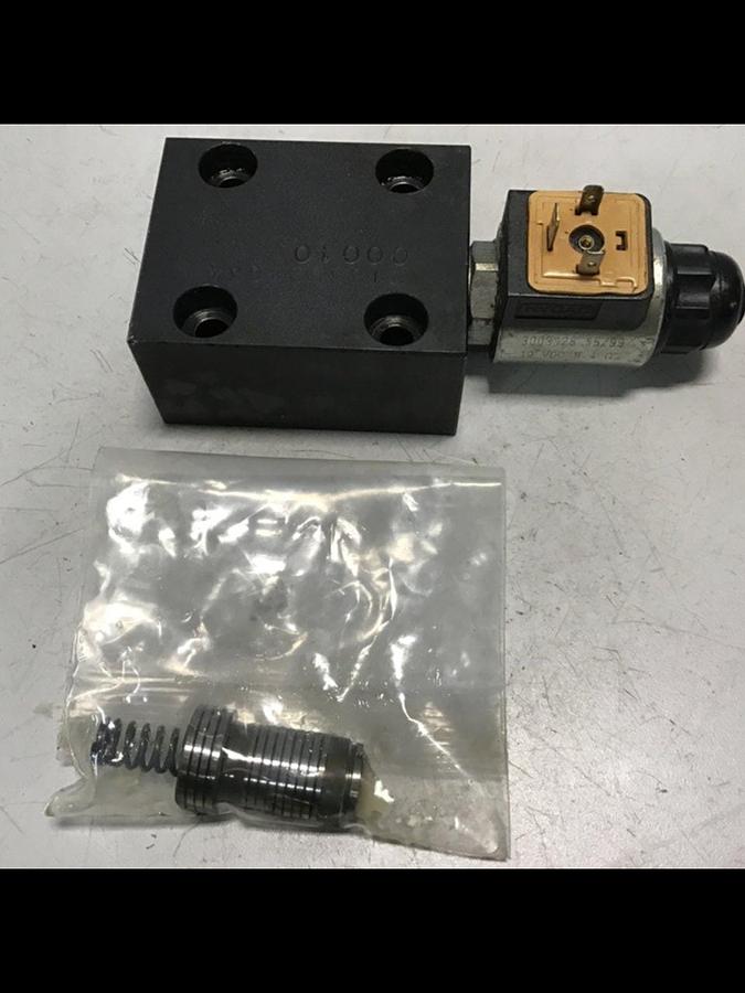 Used HYDAC Valve 218352034 USED