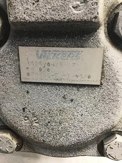 Used VICKERS Pump 3525VQH25A17 #138797