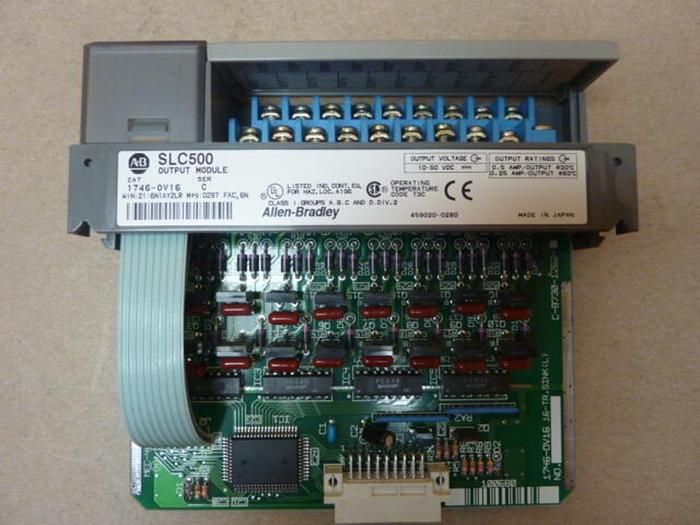 Used ALLEN BRADLEY Output Module 1746-OV16 SER C #30953