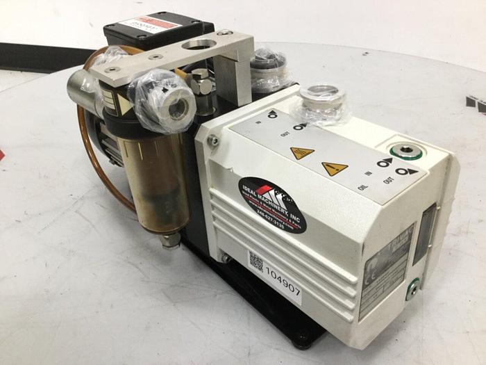 Used LEYBOLD Trivac Vacuum Pump D10E 140042 #104909
