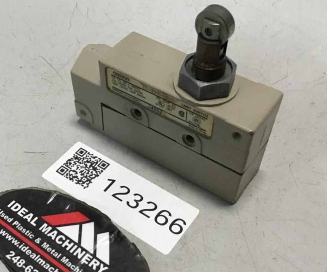 Used OMRON Limit Switch ZE-Q22-2C USED