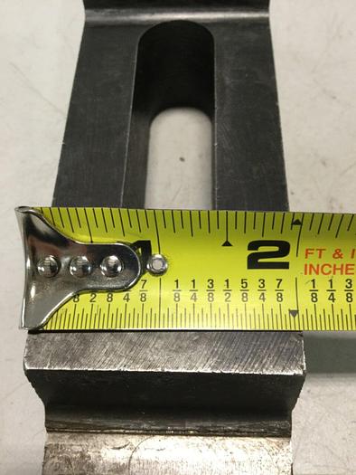 Used ARBURG Closed Toe Mold Clamp 320D 750-210 / MC #108182