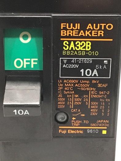Used FUJI ELECTRIC 10 Amp Circuit Breaker SA32B-10 #112470