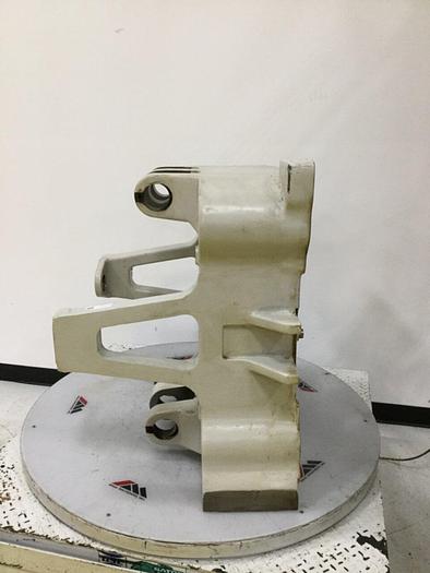 Used CINCINNATI MILACRON Rear Platen 5240010/JC19P343 Used