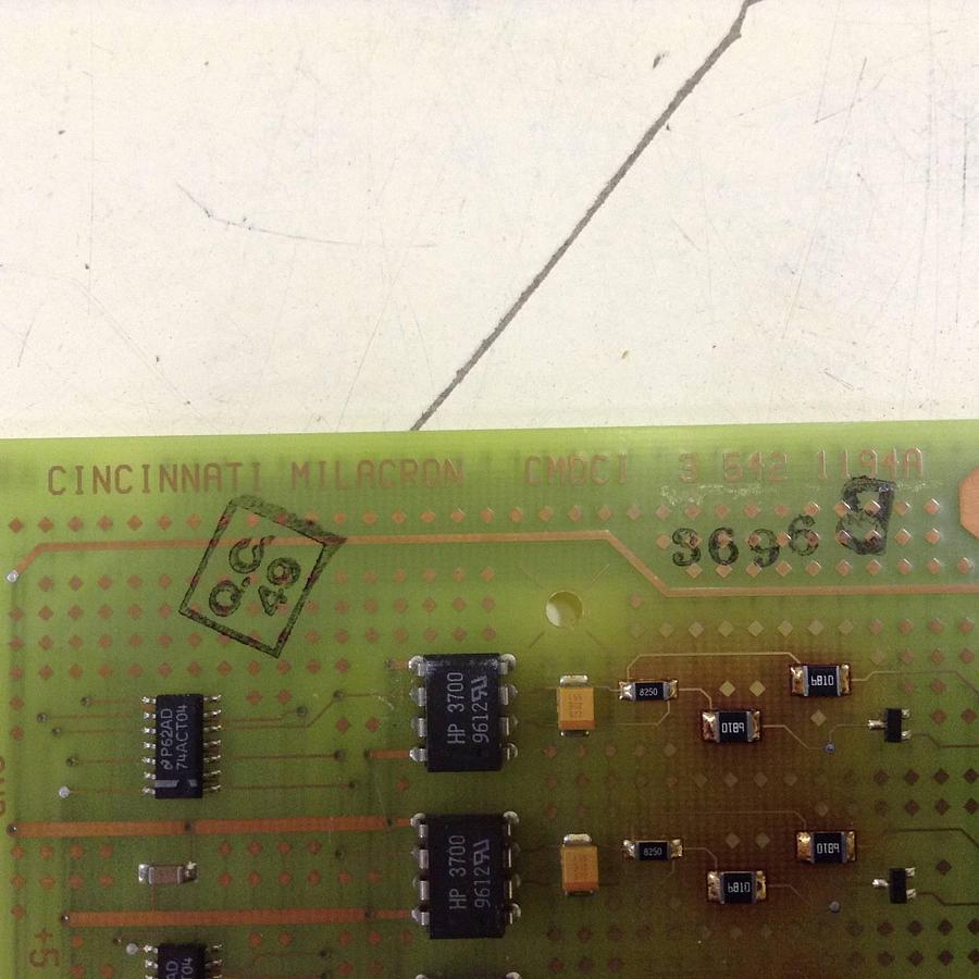 Used CINCINNATI MILACRON Circuit Board 3-542-1194A Used