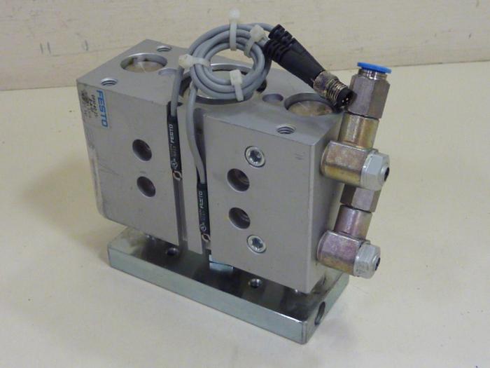Used FESTO Pneumatic Cylinder DFM-40-25-P-A-GF #57361