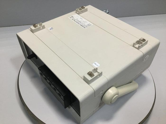 Used OMEGA Accuracy Benchtop Pressure Meter PCL41-3K #101160