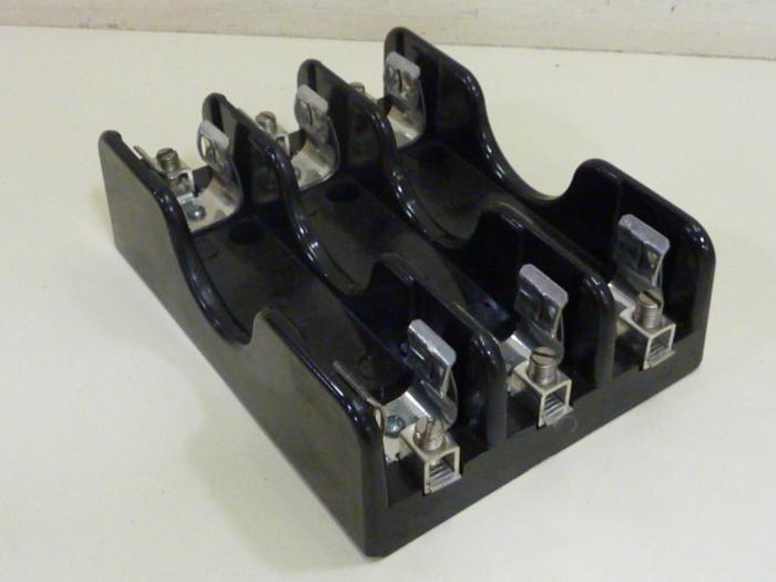 Used MARATHON 60 Amp Fuse Block R6F60A3BCU #57111