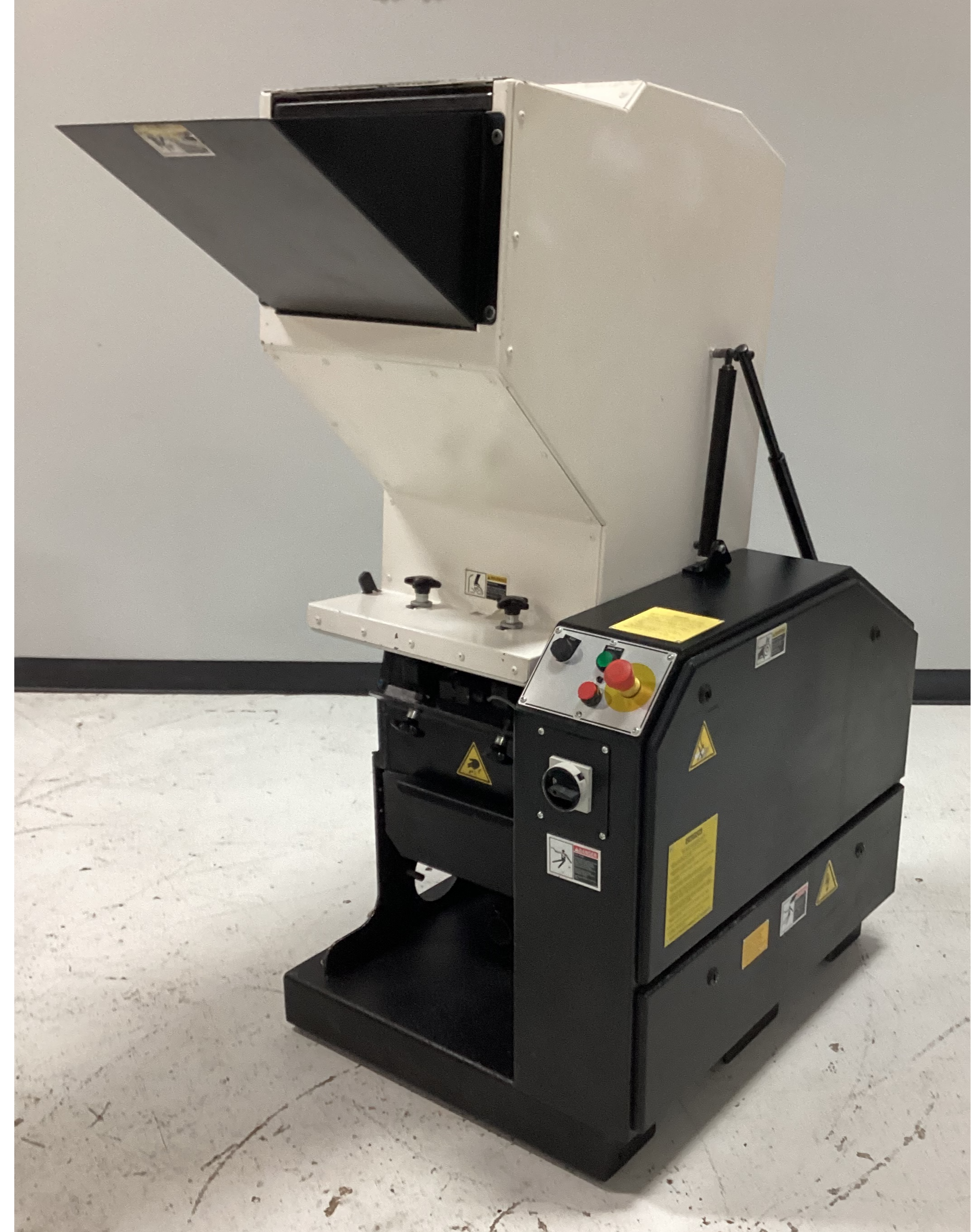 Used MILACRON MG-814 GRINDER / DNL 