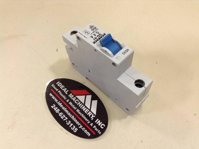 Used SCHRACK 4 Amp Circuit Breaker SD-91G 4A #75713
