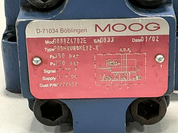 Used MOOG D633-7205