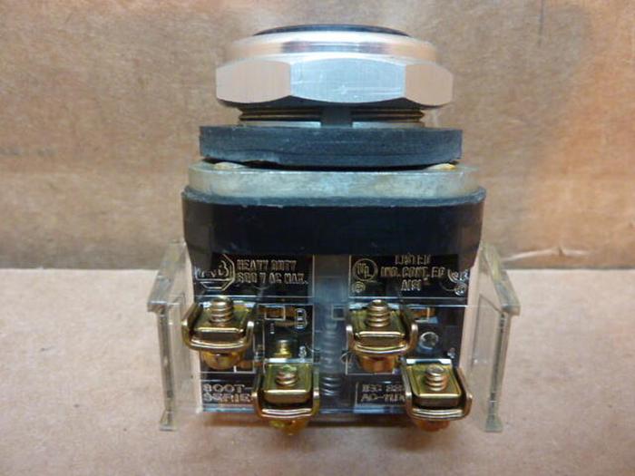 Used ALLEN BRADLEY Push Button 800T-A BLACK #27927