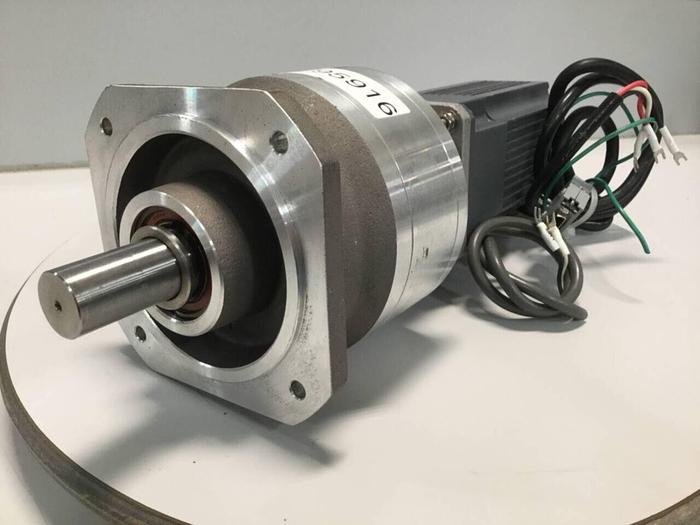 Used MITSUBISHI Servo Motor w/ Gear Motor HA-FH33B Used