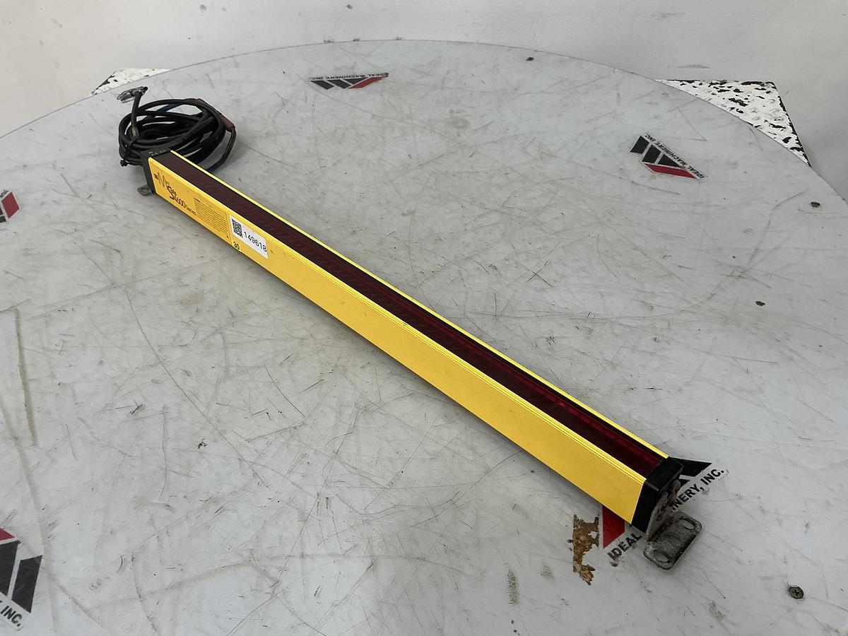 Used BANNER MS46SR-30-700-Q1-R-NC-FP