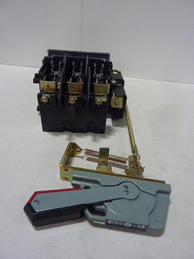 Used ALLEN BRADLEY 30 Amp Disconnect Switch 1494V-DS30 SER A #57402