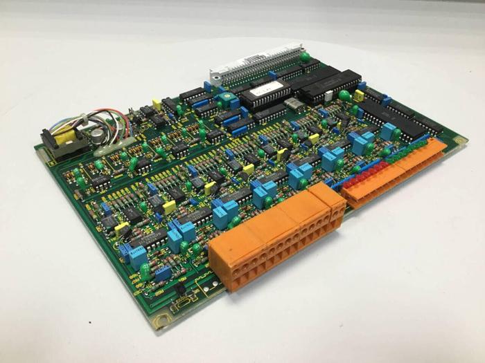 Used ELEKTRONIK Circuit Board E-7TEMP D1323E USed