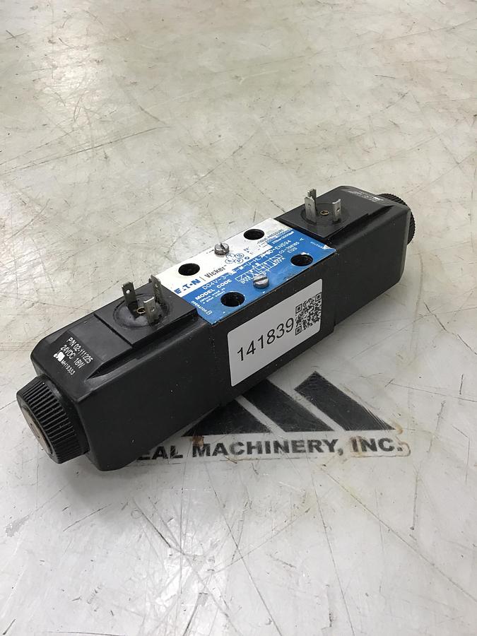 Used VICKERS DG4V-3-6S-M-U-HL7-60-EN594 Valve Used #141839