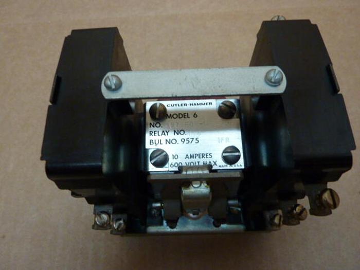Used CUTLER HAMMER Motor Starter 9575E D9-1 #27785